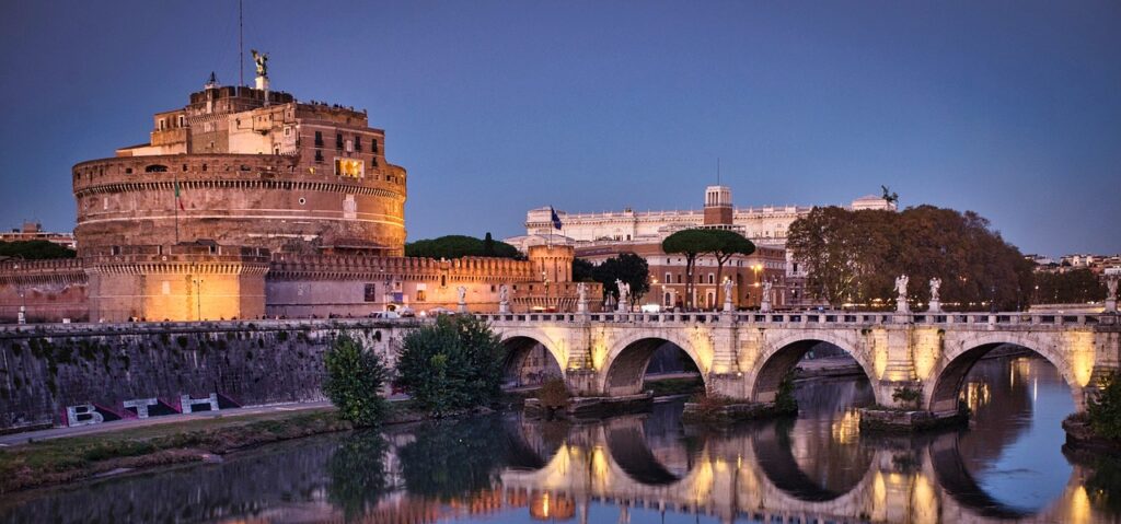 chateau saint ange nuit - Les Escapades à Rome