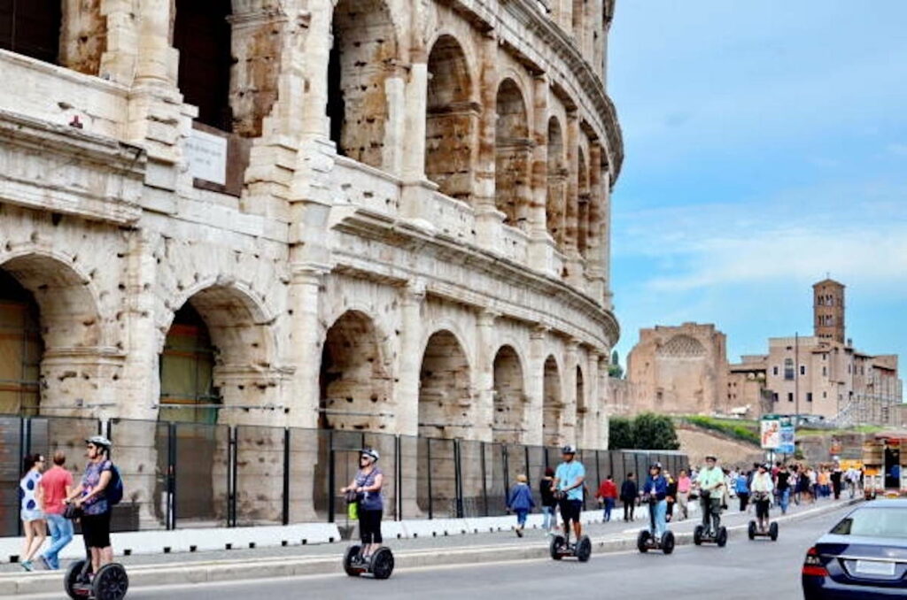 Colisée et segway - Les Escapades à Rome