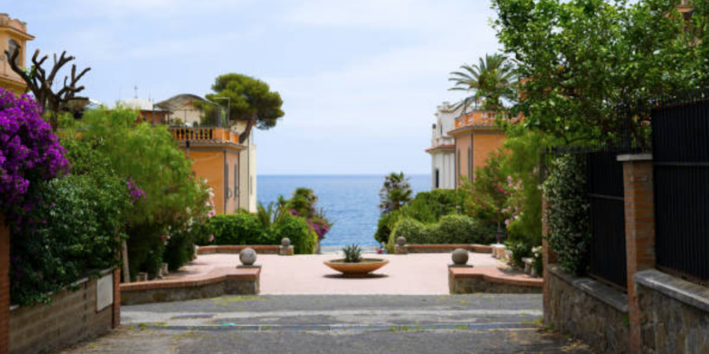 Entrée vers la plage Santa Marinella - Les Escapades à Rome